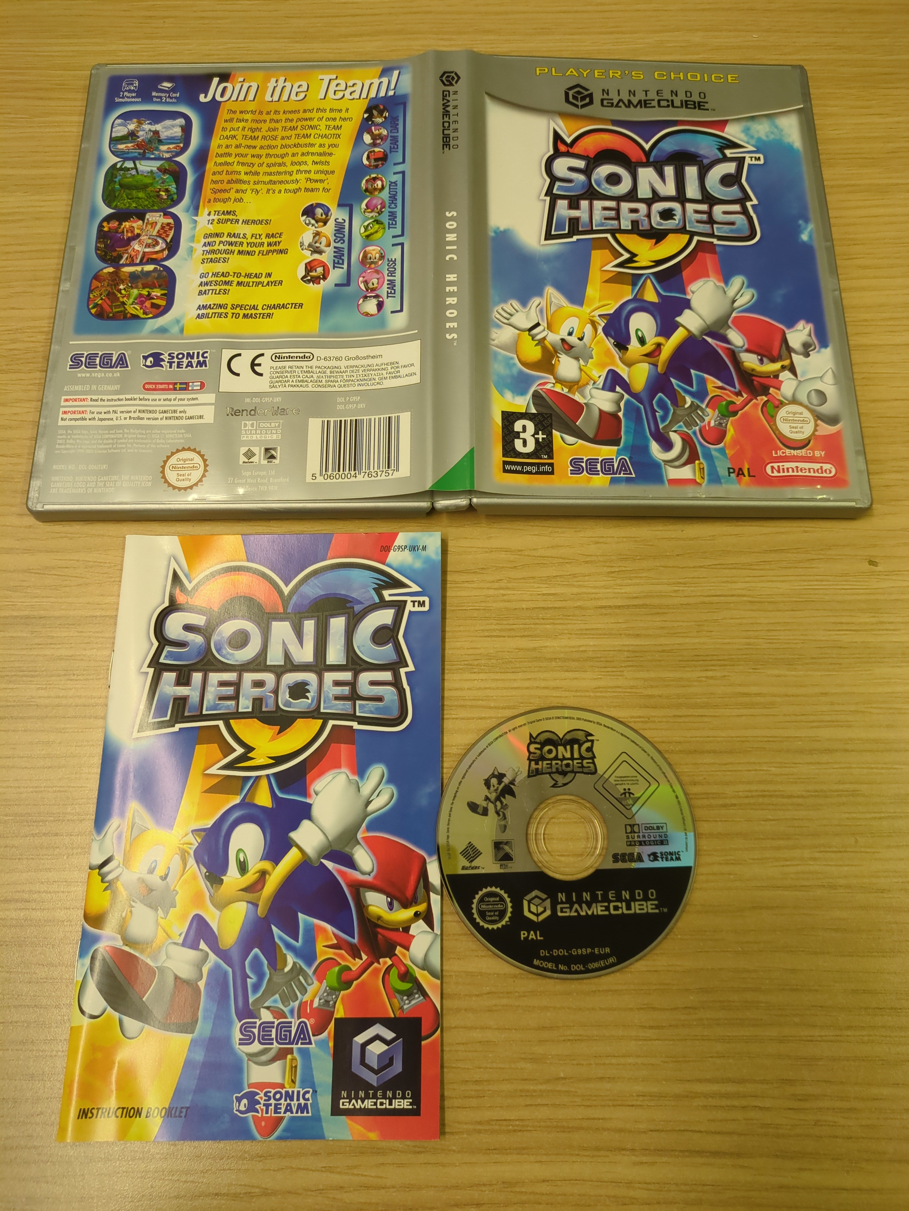 Sonic Heroes Player's Choice Nintendo GameCube game Sonic Heroes Player's Choice Nintendo GameCube game